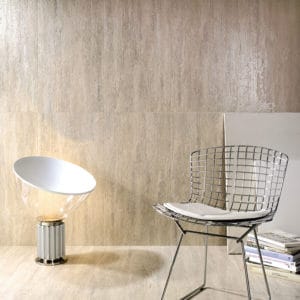 CoEm Travertino Romano Scanalato Rivestimento Bagno Noir-Blanc Sala Mostra Pieroni Lucca